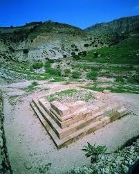 Shirin Va Farhad Tomb – Chaldoran (Siah Cheshmeh)