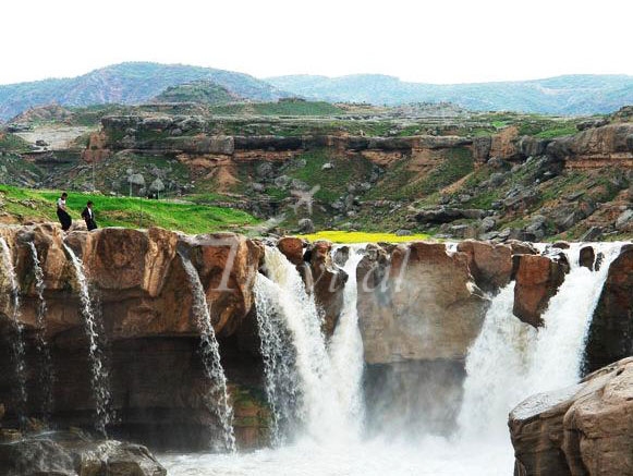 Afrineh Waterfall – Khorram Abad