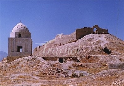 Ejdeha Peykar Castle – Lar