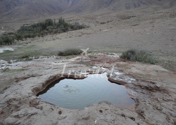 Ferizhand Red Water Spring – Kashan