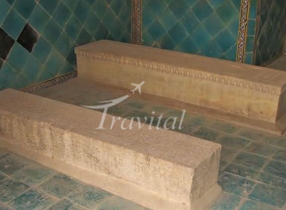 Khaje Nizam al-Mulk Tomb – Isfahan