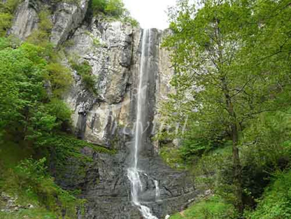 Laton Waterfall – Astara