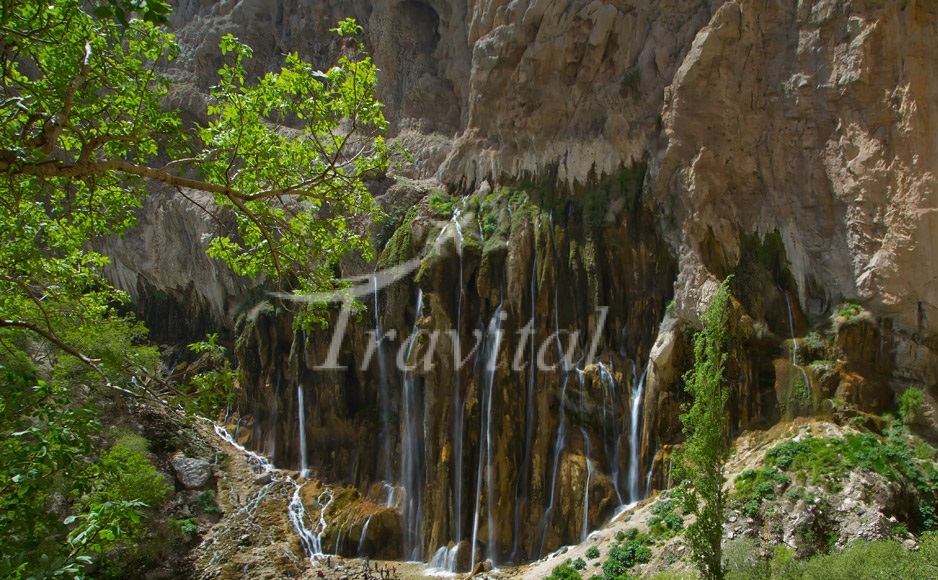 Margoon Waterfall – Sepidan