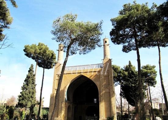 Menar Jonban Minaret – Isfahan