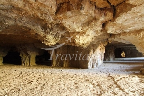 Sang Tarashan Cave – Jahrom