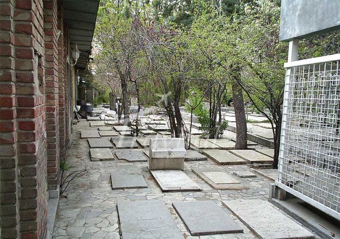 Zahirodoleh Graveyard – Tehran