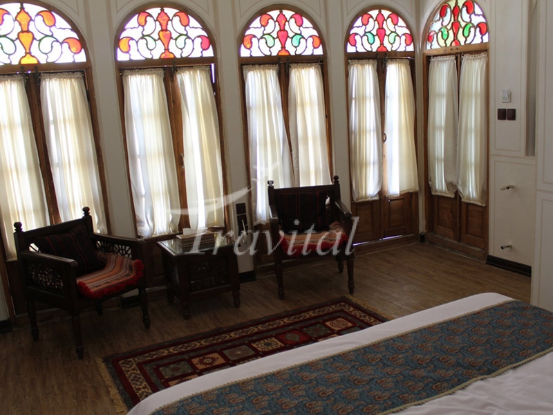 Atigh Traditional Hotel – Isfahan