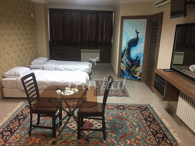 Zendeh Rood (Yaghoot) Hotel – Isfahan