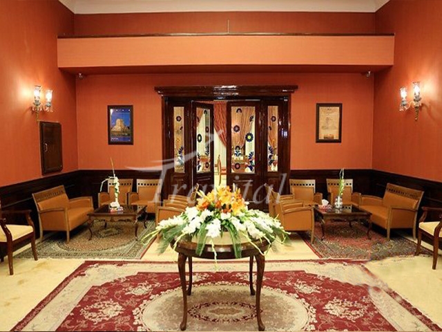 Apadana Takhte Jamshid Hotel Shiraz 8