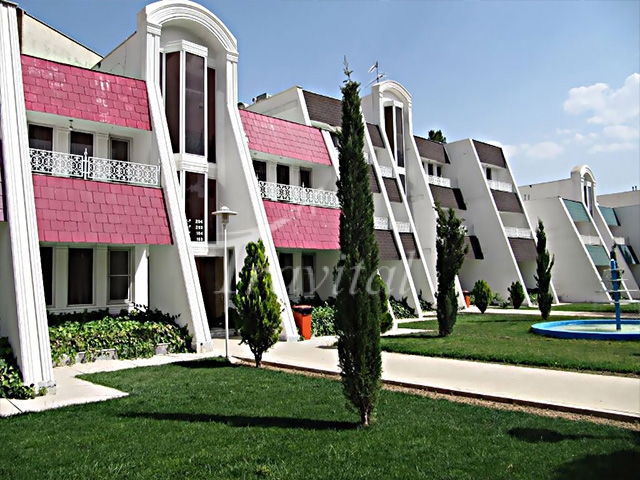 Jahangardi Hotel – Shiraz