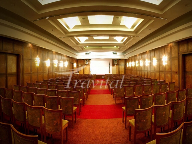 Pars Hotel Shiraz 8