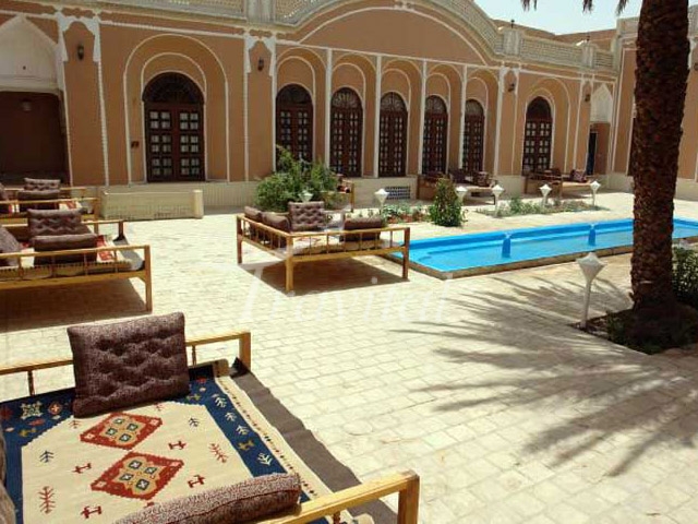 Adib al-Mamalek Traditional Hotel – Yazd