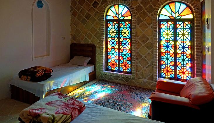 Golestan Raaz traditional hotel