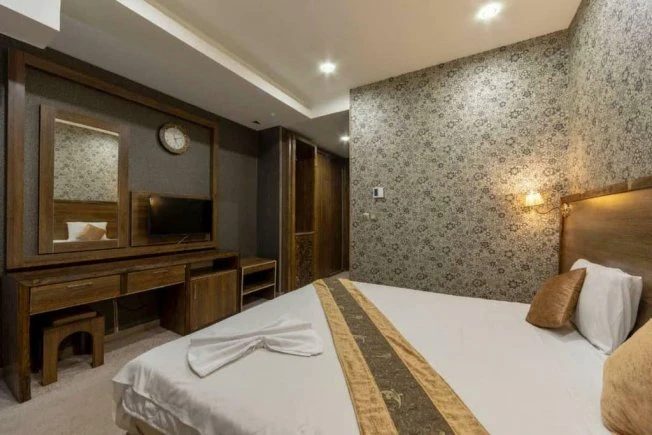 Shaker Hotel Mashhad 8