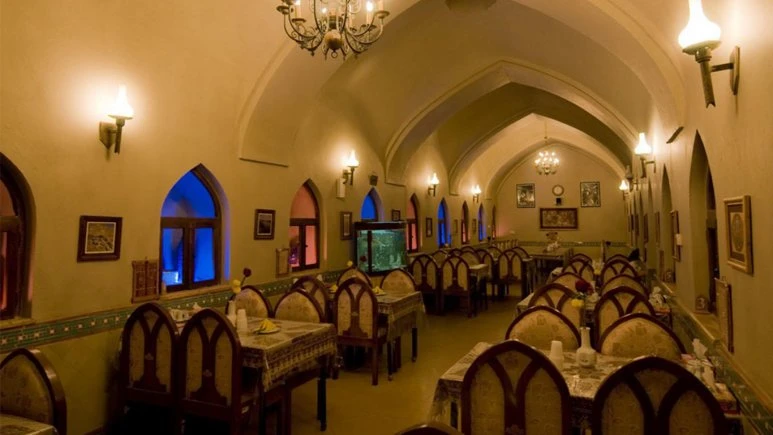 Googad Arg Hotel Golpayegan 10