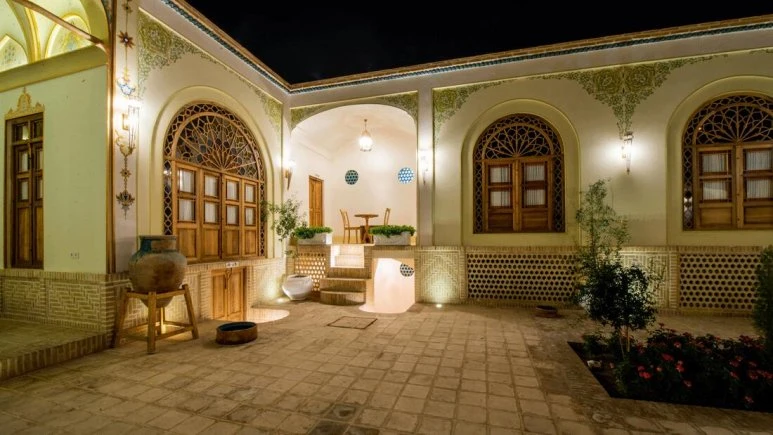 Yasamin Raheb Traditional Residence – Kashan
