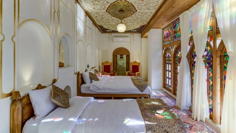 بوتیک فندق ایران مهر شيراز 15