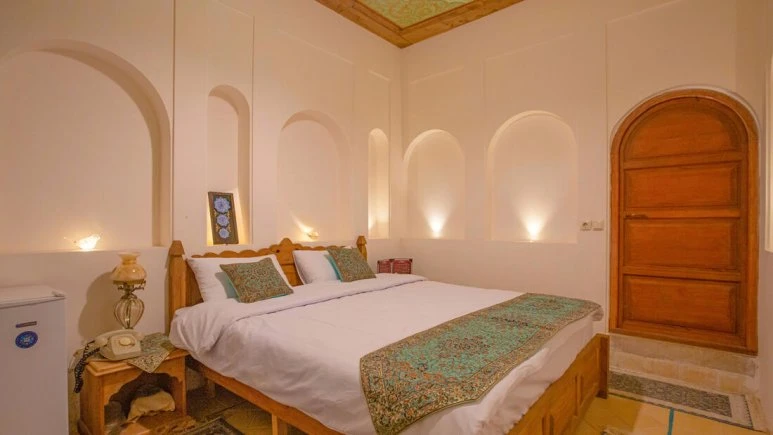 بوتیک فندق ایران مهر شيراز 7
