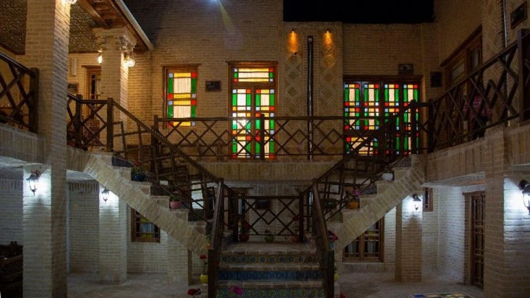 فندق سنتی ددمان زنجان 12