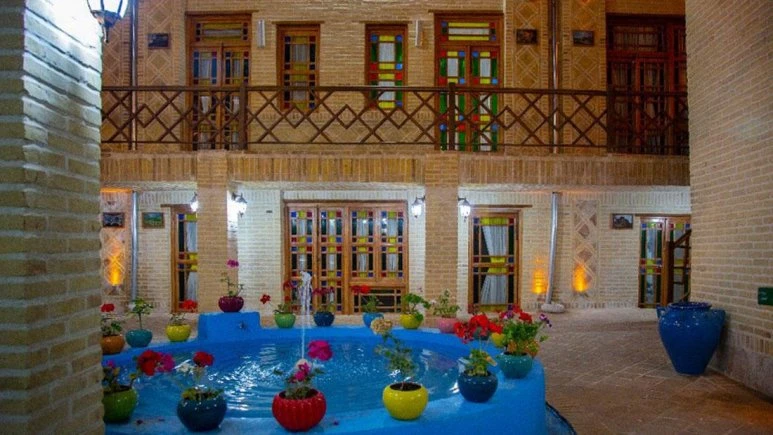 فندق سنتی ددمان زنجان 13