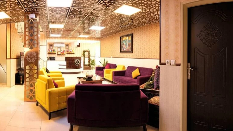 Alzahra Hotel – Yazd