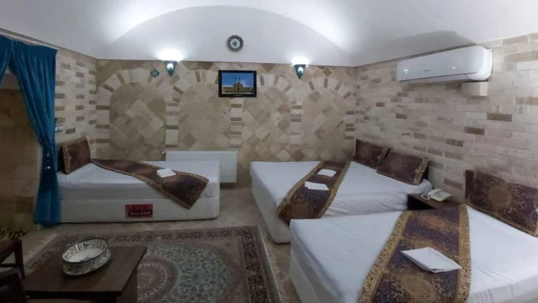 Firoozeh Hotel Yazd 6